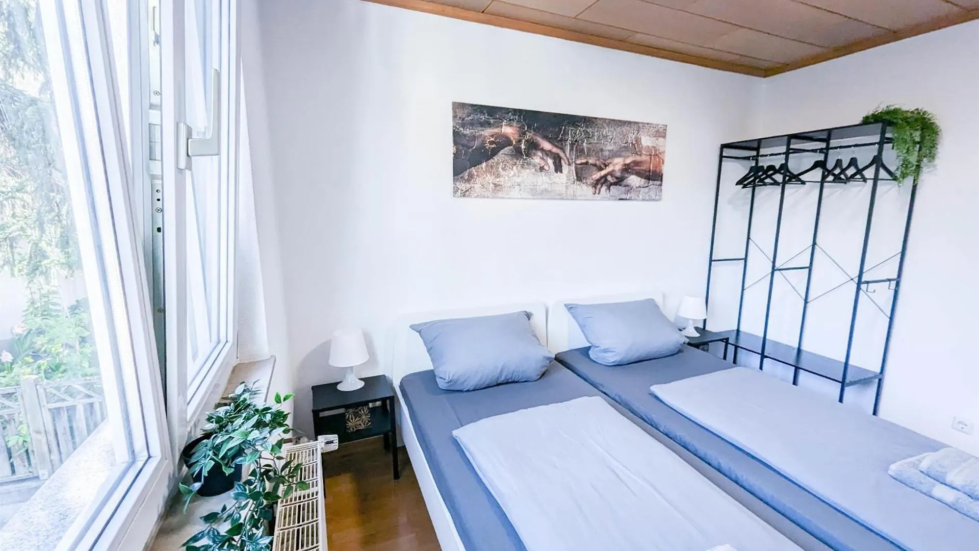 Alfa Stuttgart 3 Zimmer 6 Betten Apartment Zuffenhausen Porsche Bosch Bz Wlan Ebk Wm